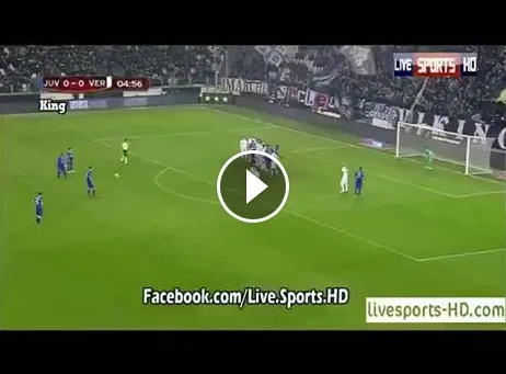 Magnifica punizione alla Pirlo: La formica atomica porta in vantaggio la Juve (Video)