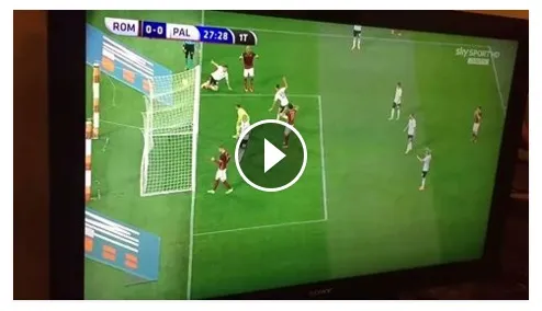 VIDEO – Incredibile Dzeko: l’errore a porta vuota più clamoroso di sempre!