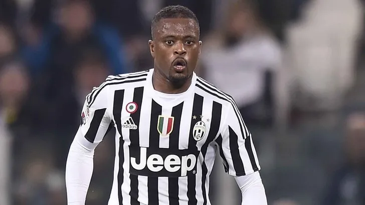 VIDEO – Incredibile retroscena su Allegri: Evra fa emozionare i tifosi ricordando Dortmund!