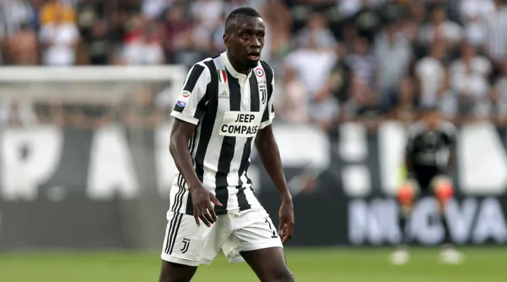 Pogba fa lo spaccone con tutti, poi Matuidi lo deride davanti a tutti: immagini già virali