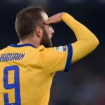 Provocazione dalla RAI, arrabbiatissimo Higuain: il Pipita molla il giornalista in diretta TV