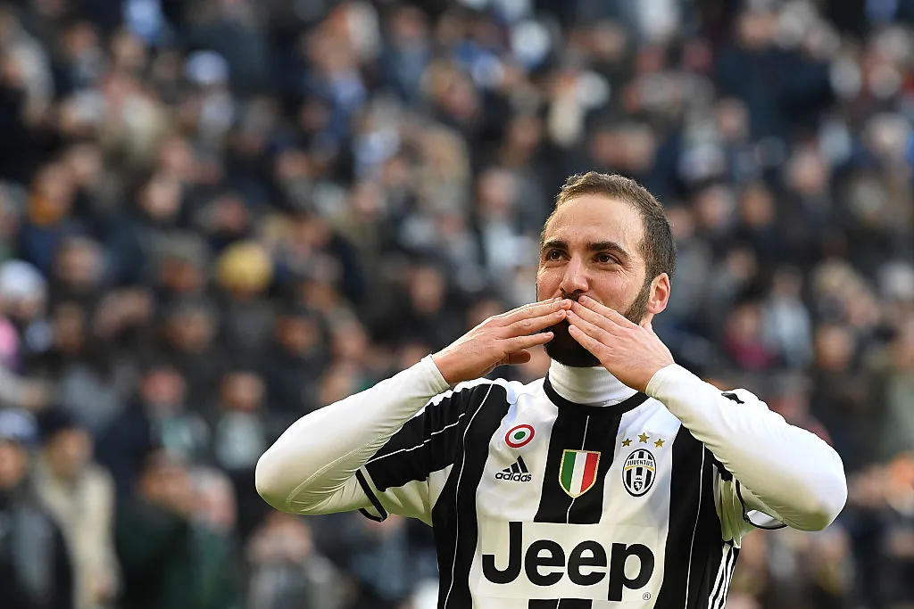 Higuain spiazza tutti in diretta TV: addio alla Juve vicino?