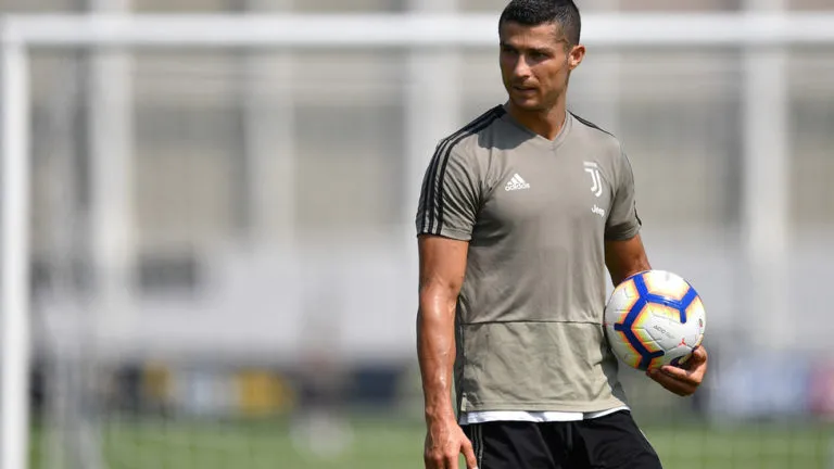 Cristiano Ronaldo impressionante: allenamenti doppi nel weekend, juventini orgogliosi