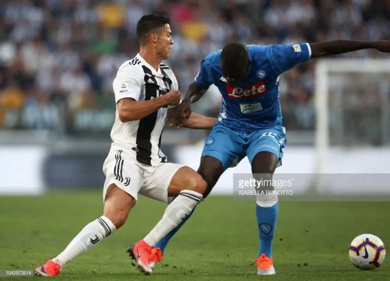 Numeri terrificanti di Cristiano Ronaldo: Koulibaly umiliato esce piangendo dallo Stadium