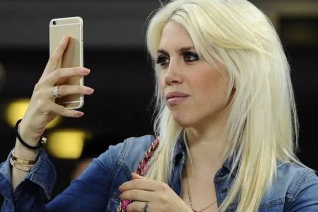 Wanda Nara provoca su Instagram, la foto mette in subbuglio i social e…i tifosi della Juve!