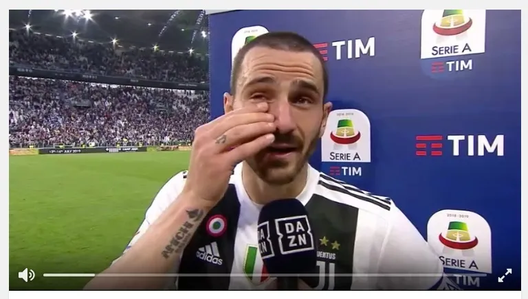 Crollo emotivo di Bonucci su in diretta TV su DAZN: “Sì, la mia è commozione”