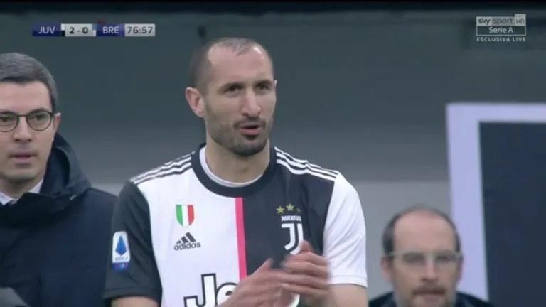 Chiellini ed il retroscena sulla puzza di fumo con Sarri nello spogliatoio