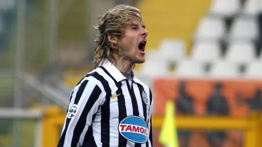 Furia Ceca Nedved spegne le candeline: gli auguri della Juventus