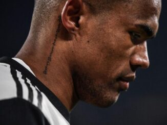 Douglas Costa