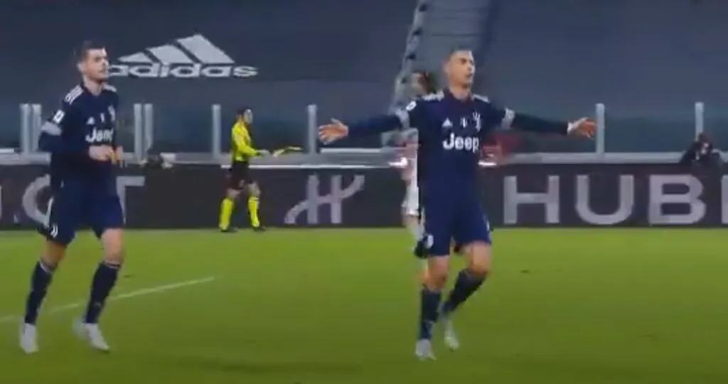 VIDEO – Gol spaziale di Cristiano Ronaldo, fisico e tecnica!