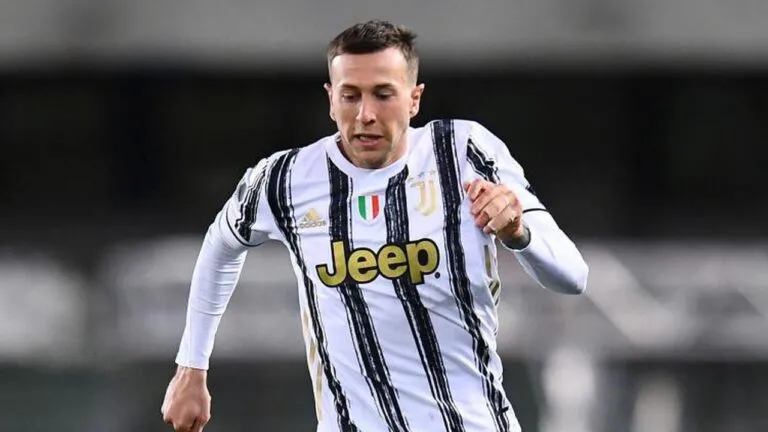 Possibile scambio con il Milan: Bernardeschi potrebbe finire ai rossoneri