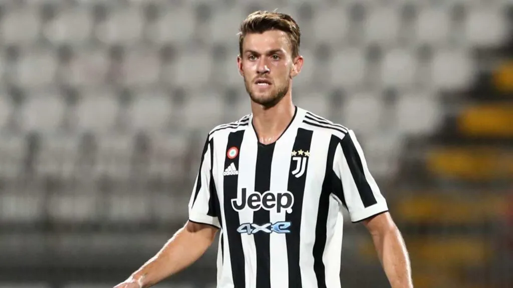 Il Mattino, nuove conferme per Rugani al Napoli: ma prestito e zero entrate per la Juve