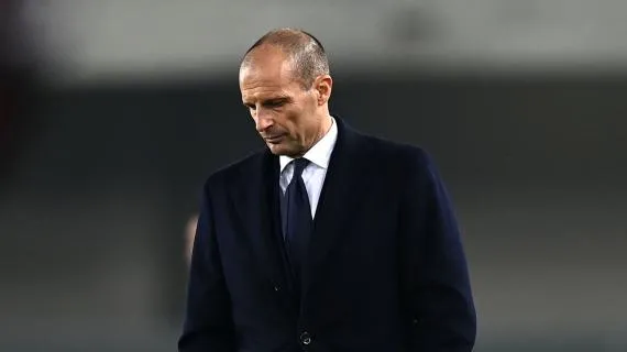 I tifosi vogliono le dimissioni di Allegri e il ritorno di Del Piero alla Juve