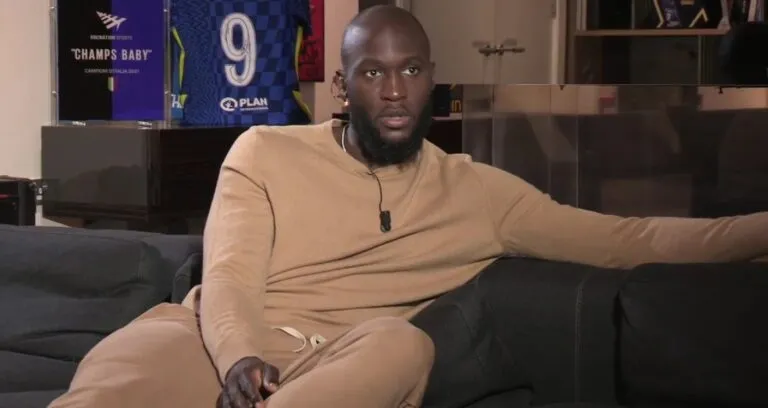 Lukaku fa il nerazzurro: “Non andrei mai alla Juve, vorrei tornare all’Inter”