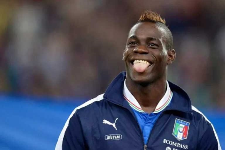 Balotelli non capisce la sua carriera : A essere onesto ho le stesse qualità di Ronaldo e Messi