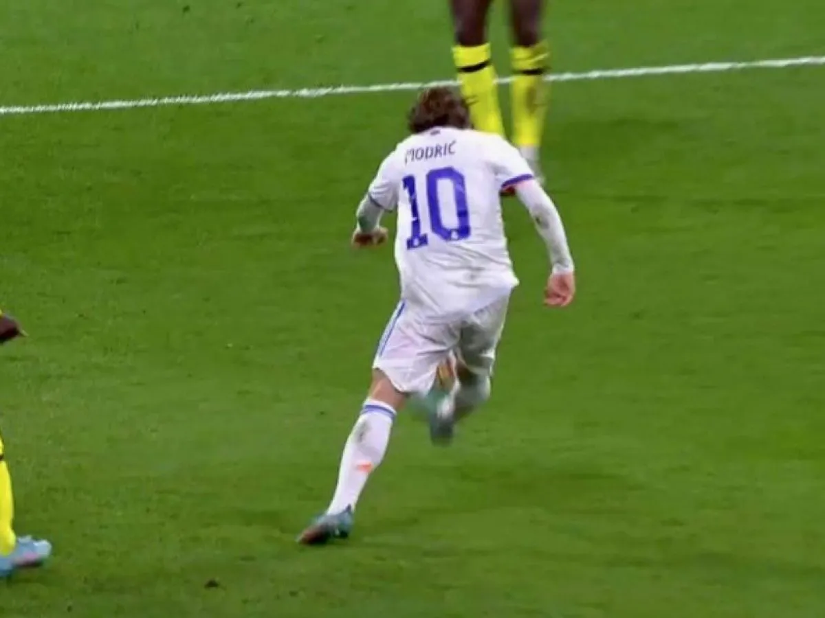 L’assist di Modric è un capolavoro del Calcio: e Del Piero in campo per abbracciarlo