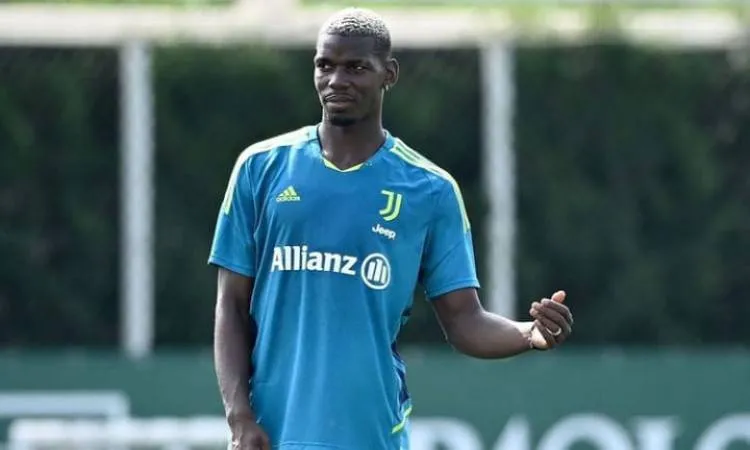 Pogba lascia l’allenamento zoppicando: dolore al ginocchio, la situazione