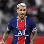 L’allenatore del PSG annuncia il passaggio alla Juve di Paredes