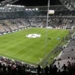 Rivolta dei tifosi bianconeri per il caro biglietti di Juventus-PSG: gli scenari possibili