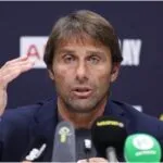 Conte in conferenza non chiude alla Juve: ma chiede rispetto per il momento