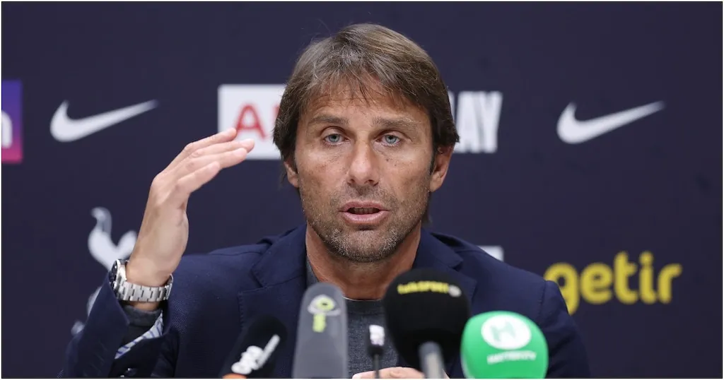 Conte in conferenza non chiude alla Juve: ma chiede rispetto per il momento