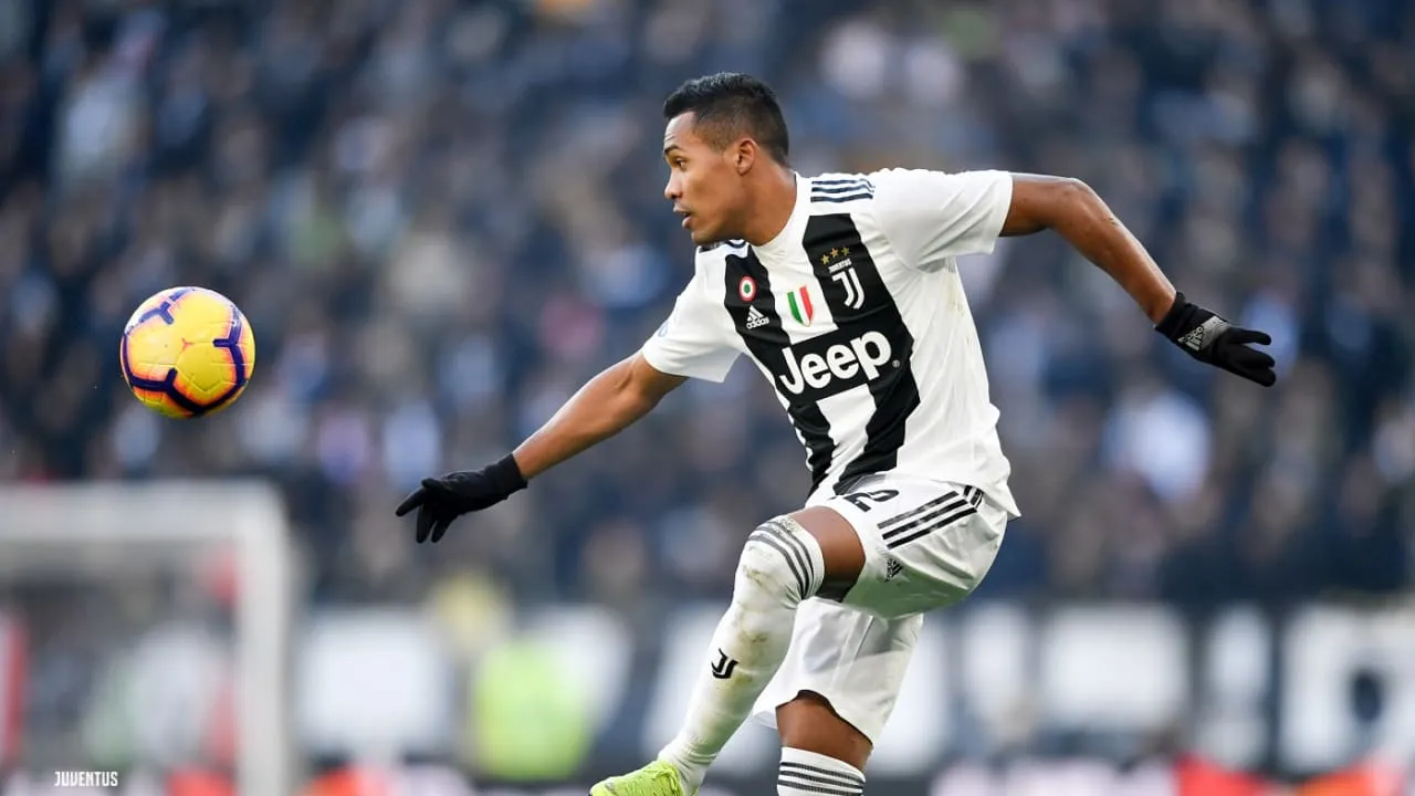 In 4 tra i titolari con la valigia pronta: non solo Alex Sandro nella lista