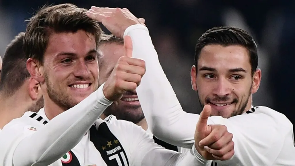 E’ l’ora di De Sciglio Rugani: ma Allegri salva il modulo a due punte