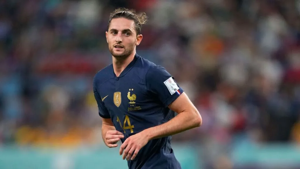 Rabiot folle in rovesciata volante: sfiora il gol più bello del Mondiale