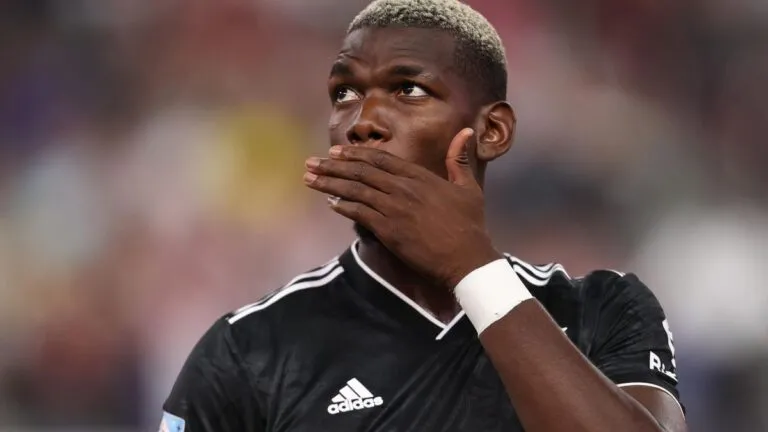 Pogba sposta il rientro: ma la Juve gli disegna un nuovo ruolo per il prossimo anno