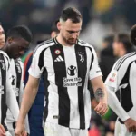 Napoli, assalto al difensore della Juventus